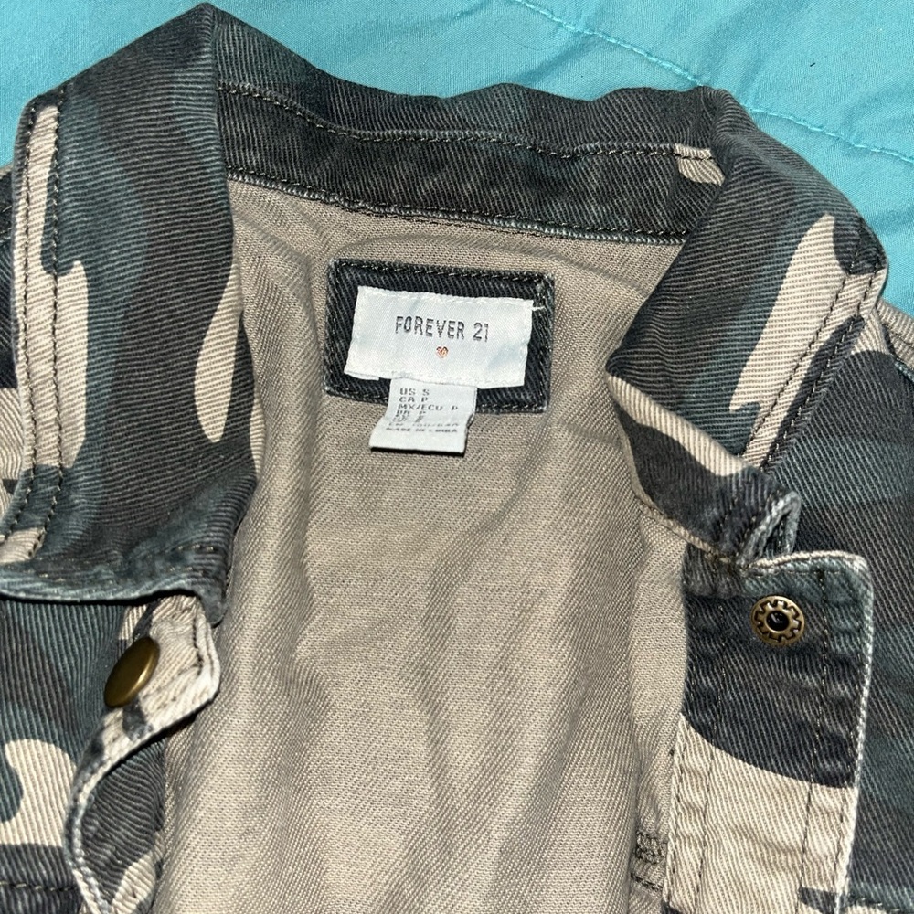 Denim button up - Picture 2 of 3
